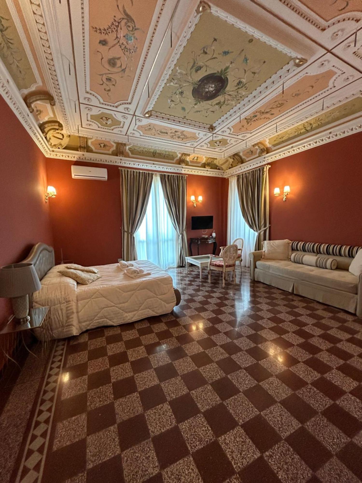 Hôtel Dimora Le Pietre Del Mare à Pizzo  Extérieur photo